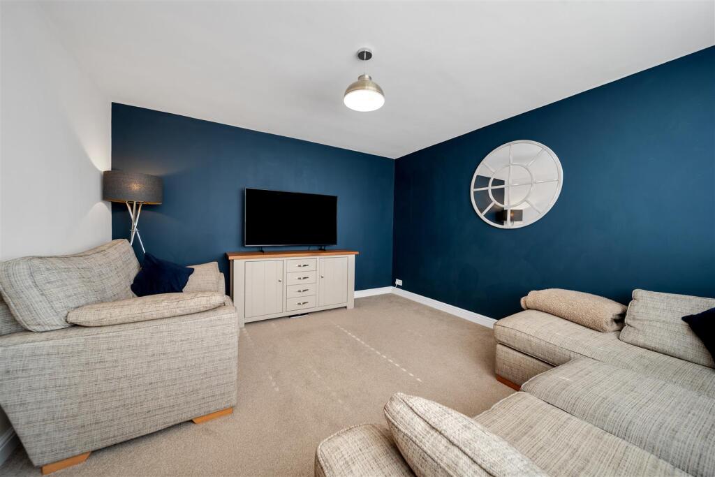 41 Dryden Rd-26.jpg