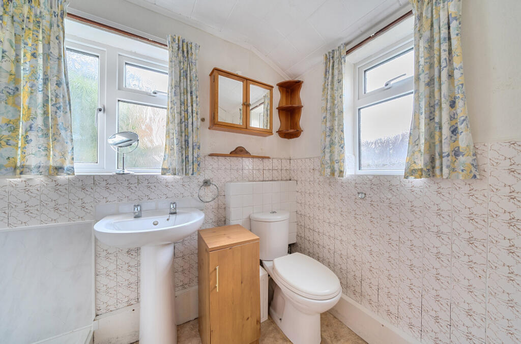 1341074-10-689cc7...