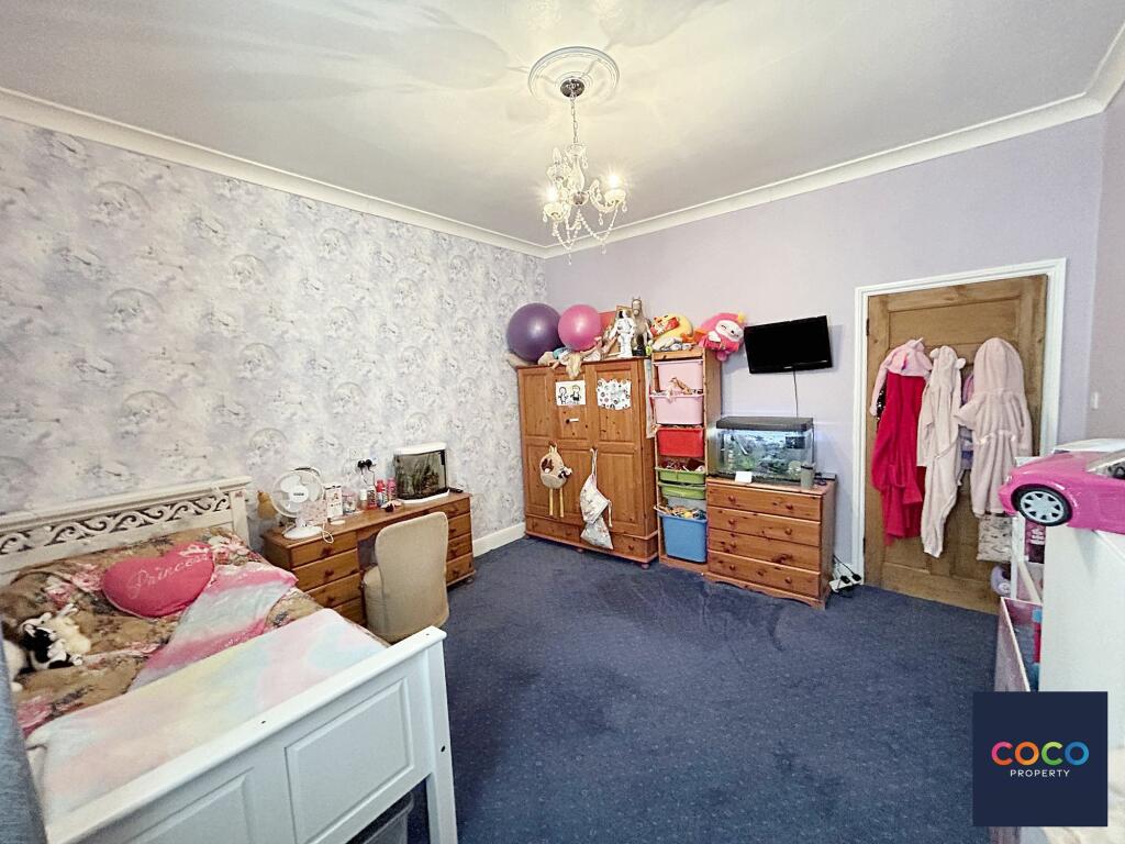 (First Floor)Bedroom Four