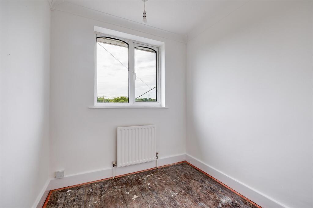 Merrylees Road, Thornton