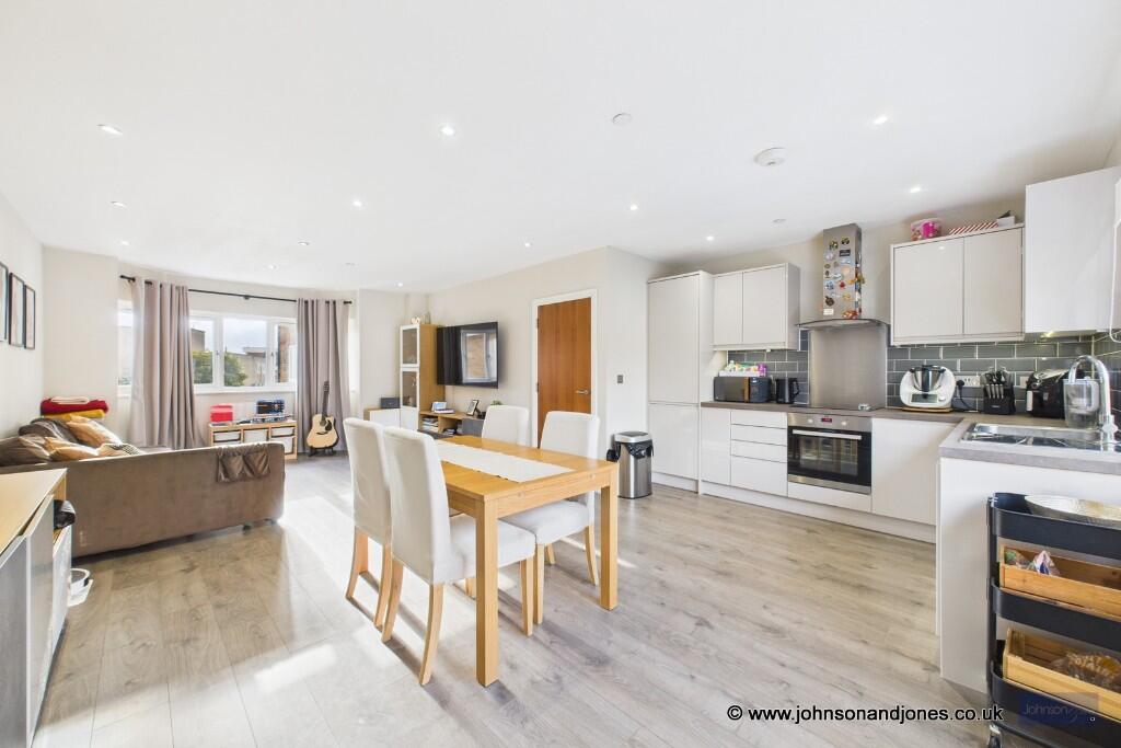 Mead Court, Chertsey, Surrey, KT16