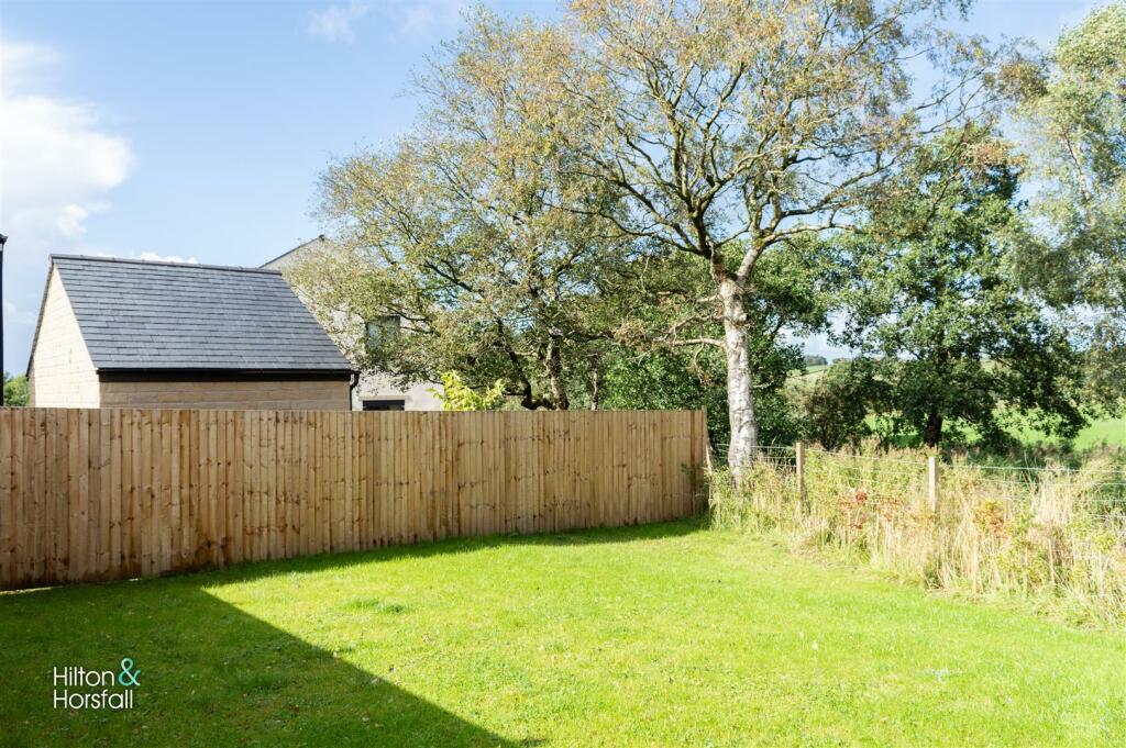 Millers Green, Worsthorne - Plot 8