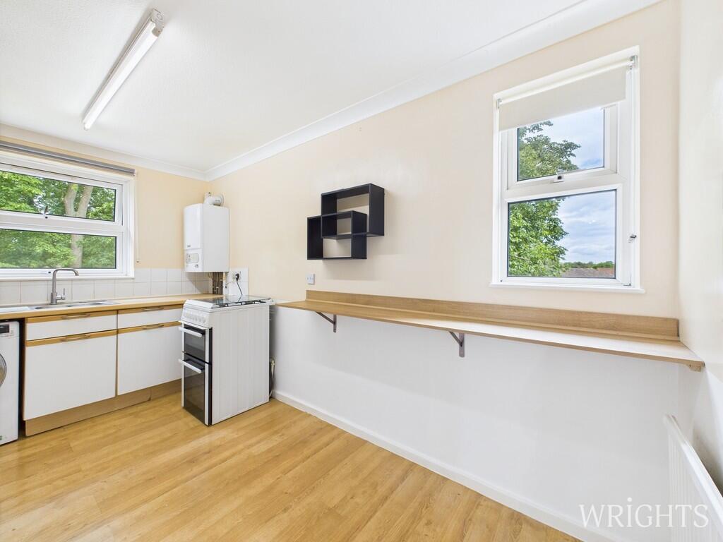 CAM02796G0-PR0465...