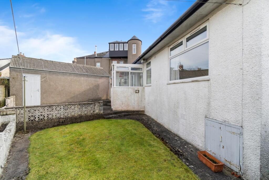 26_4 blytheswood crescent, largs  (2).jpg