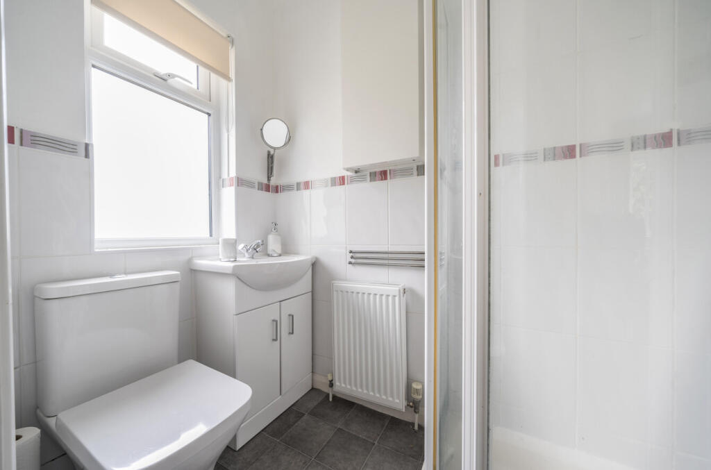 1336589-7-6895d74...