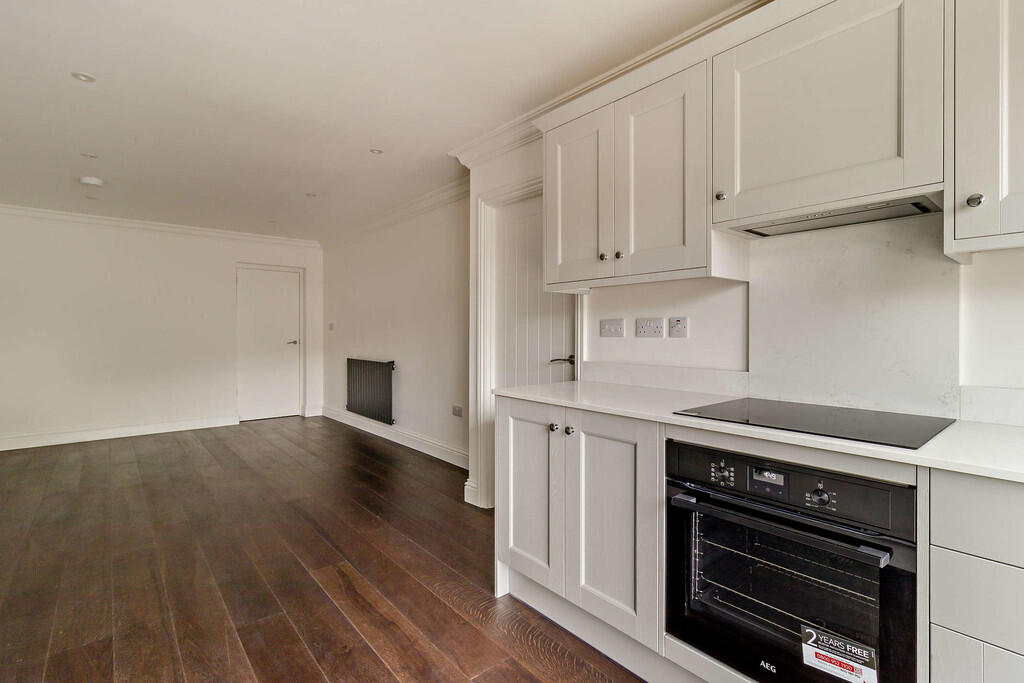 8658980-interior0...