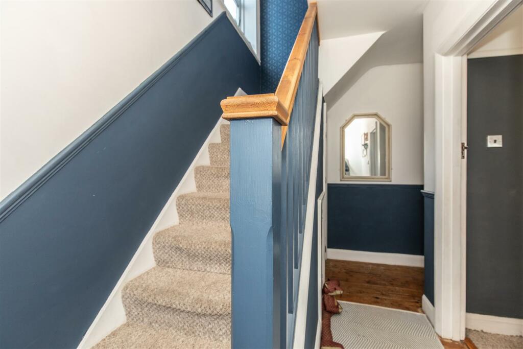 STAIRS &amp; FIRST FLOOR LANDING