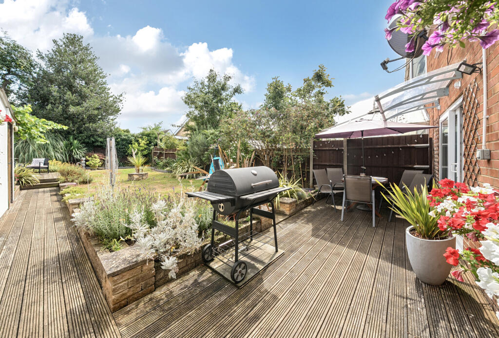 1331036-7-688cc05...