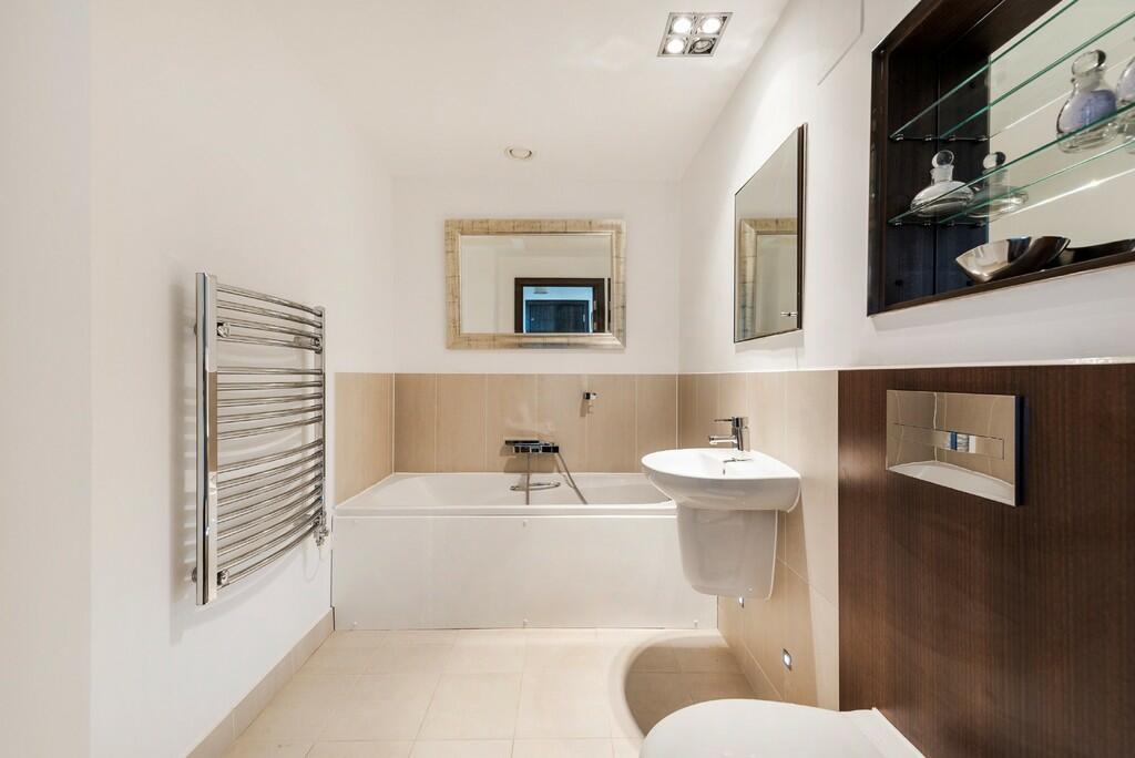 Main Bathroom