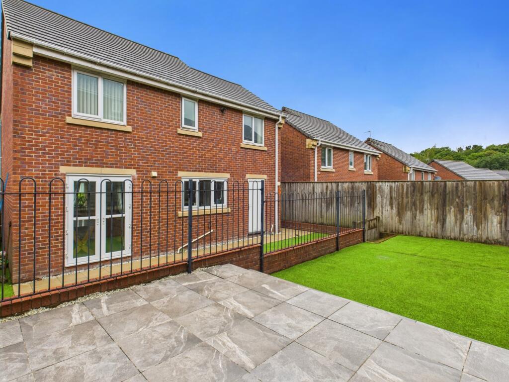 CAM03729G0-PR0094-STILL036