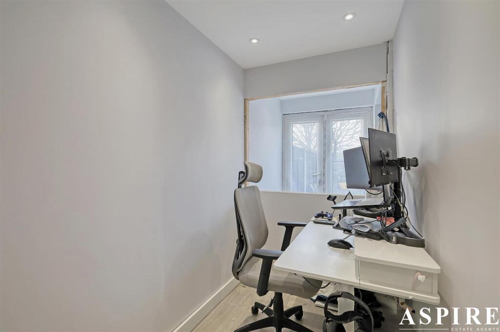 img_2493_12 copy.jpg