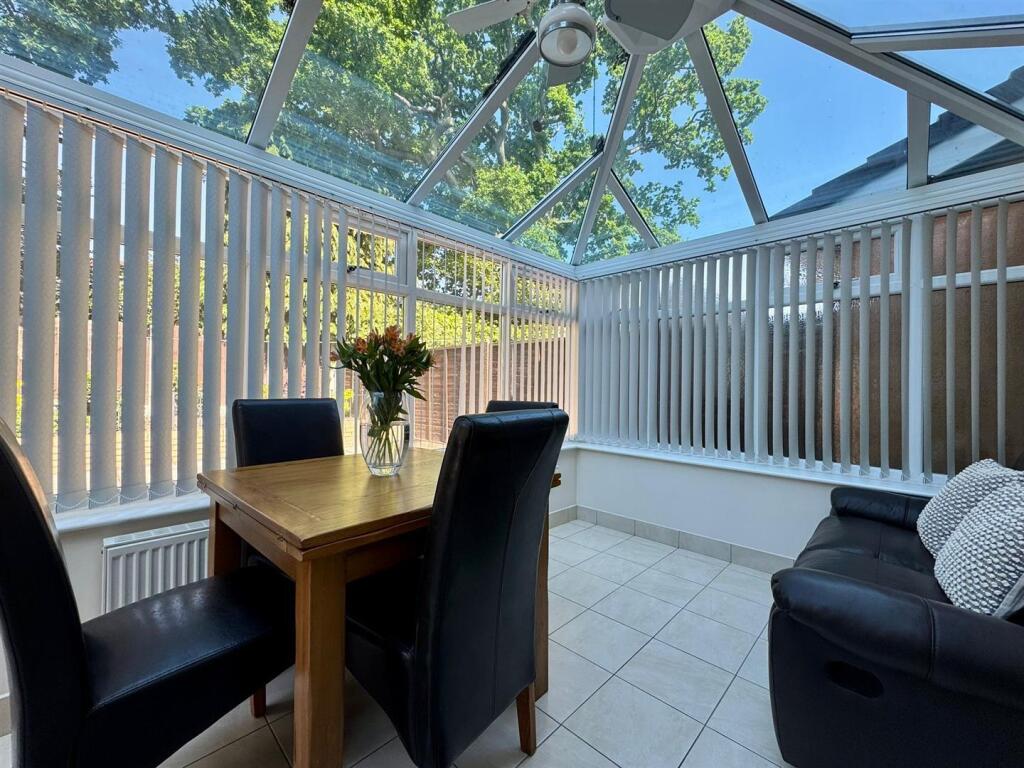 Conservatory 2.jpg