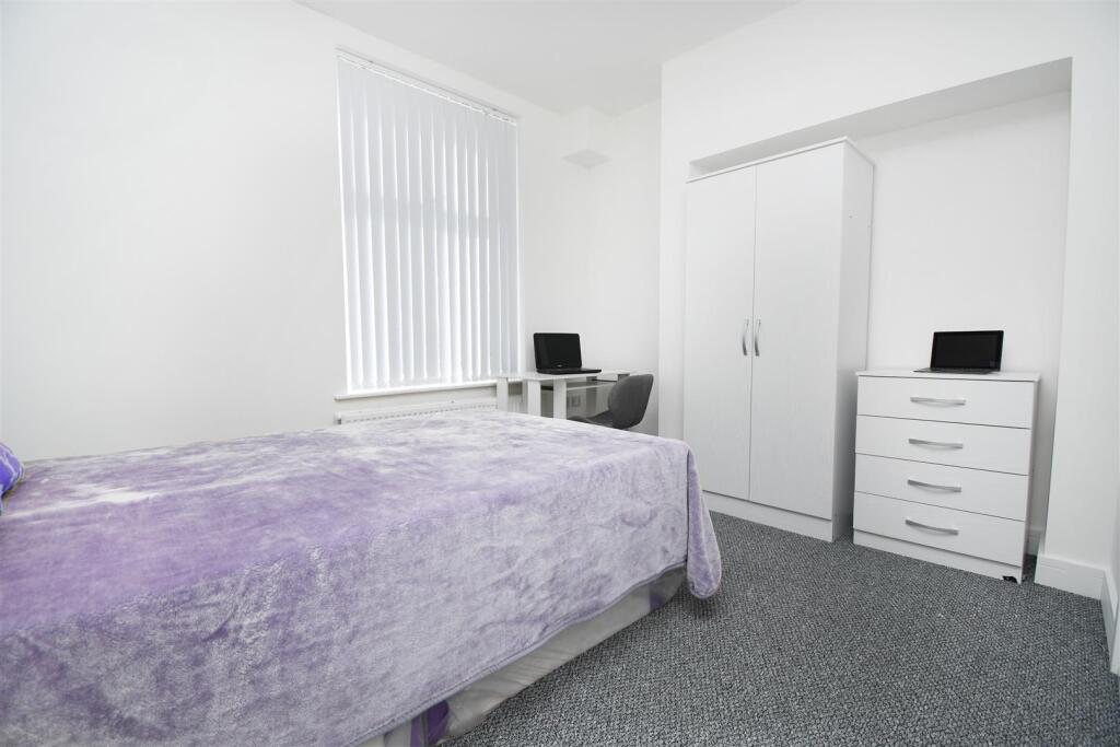 23 - 8 Christian.jpg