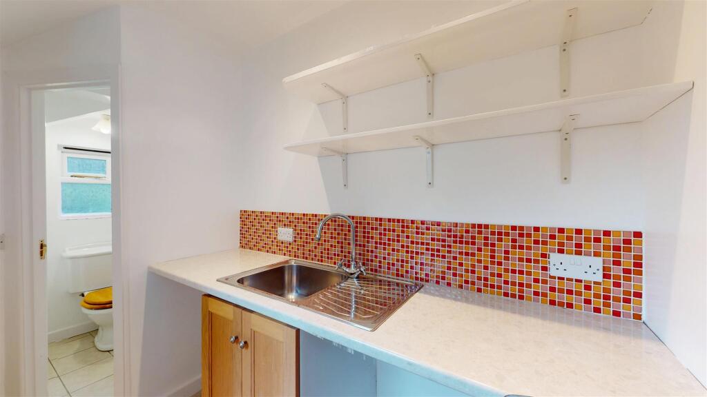 Drawwell Street 16,  Conservatory.jpg