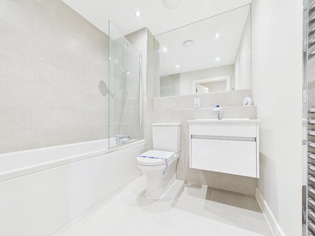 Hivings Hill, Chesham, Buckinghamshire, HP5