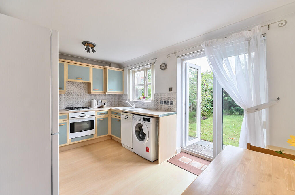 1329521-12-6880b6...