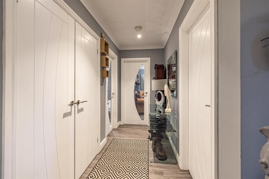 2 Kingsknowe Gardens Galashiels 36.JPG