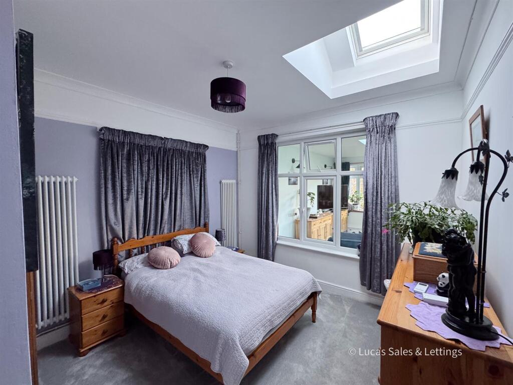 85 St Peters Ave Kettering-11.jpg