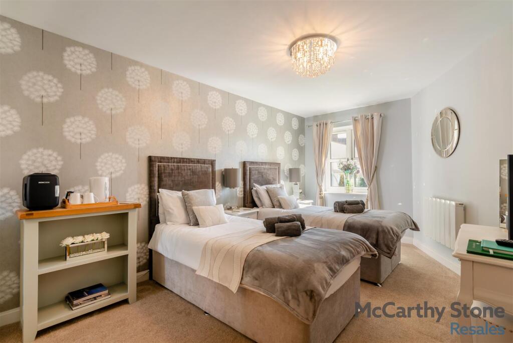 8644454-interior26.jpg