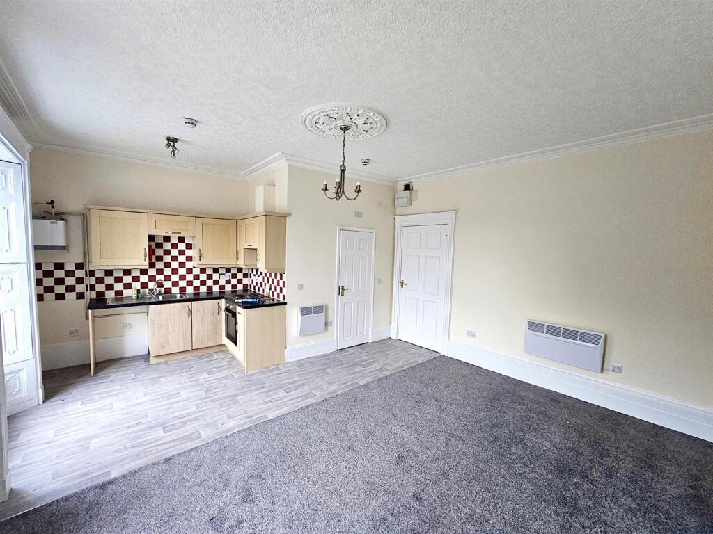 Bedroom/Living Space