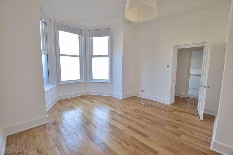 Lounge (Photos 2022)