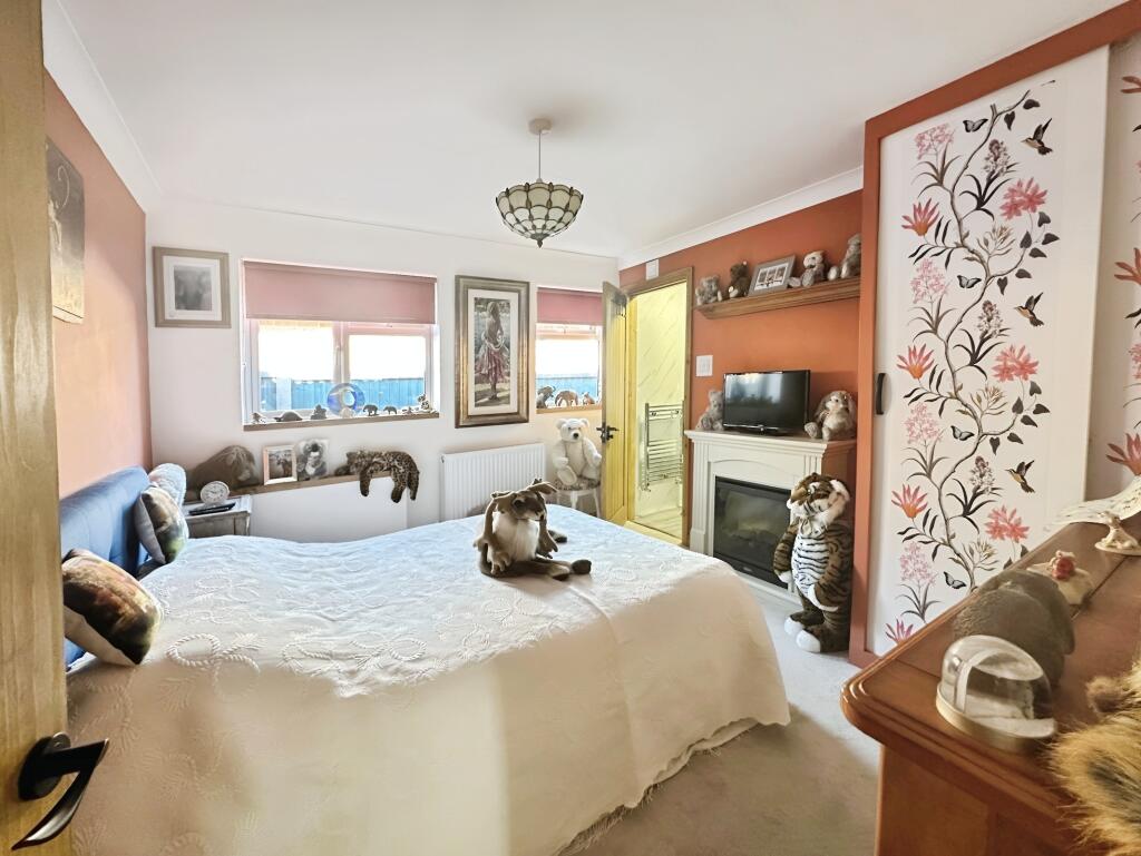 Bedroom One With Shower En-Suite