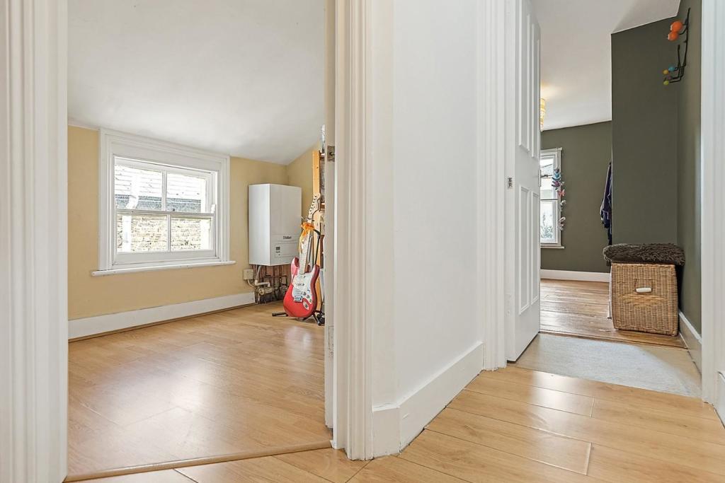 Hallway.jpg