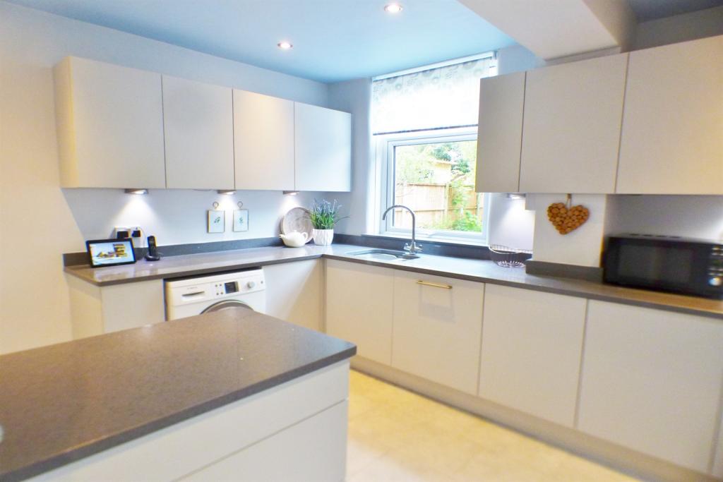 Kitchen 3