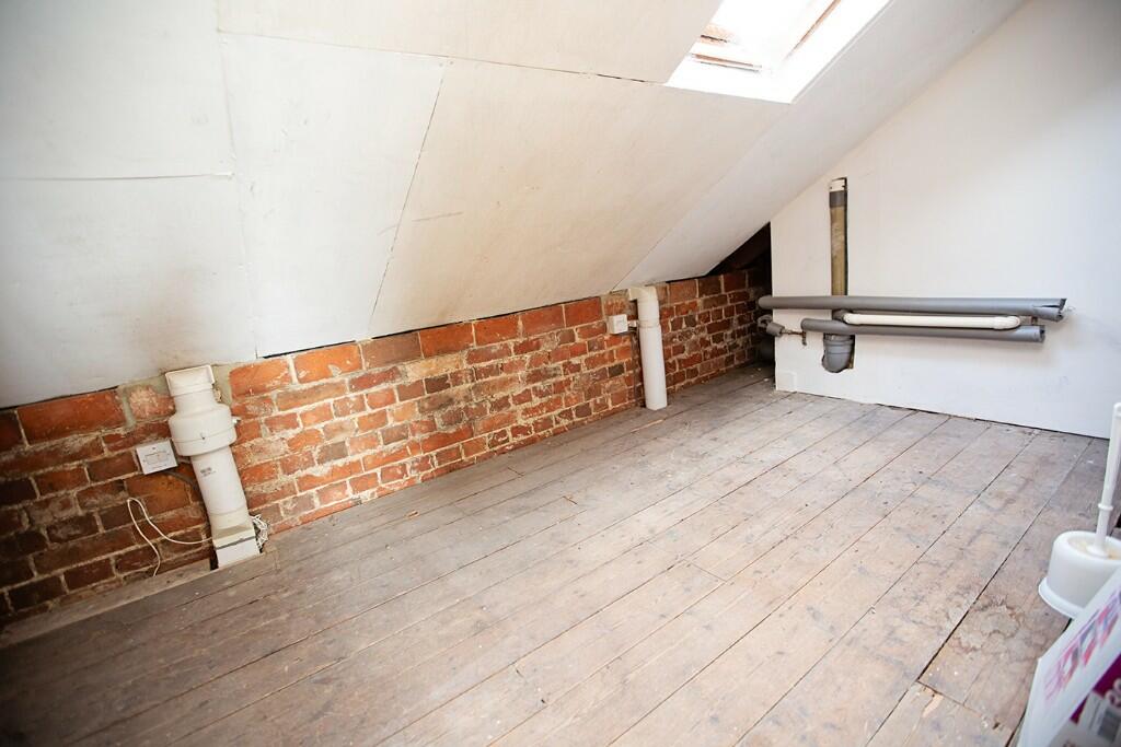Eaves storage