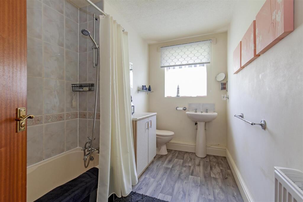 Bathroom-1.jpg