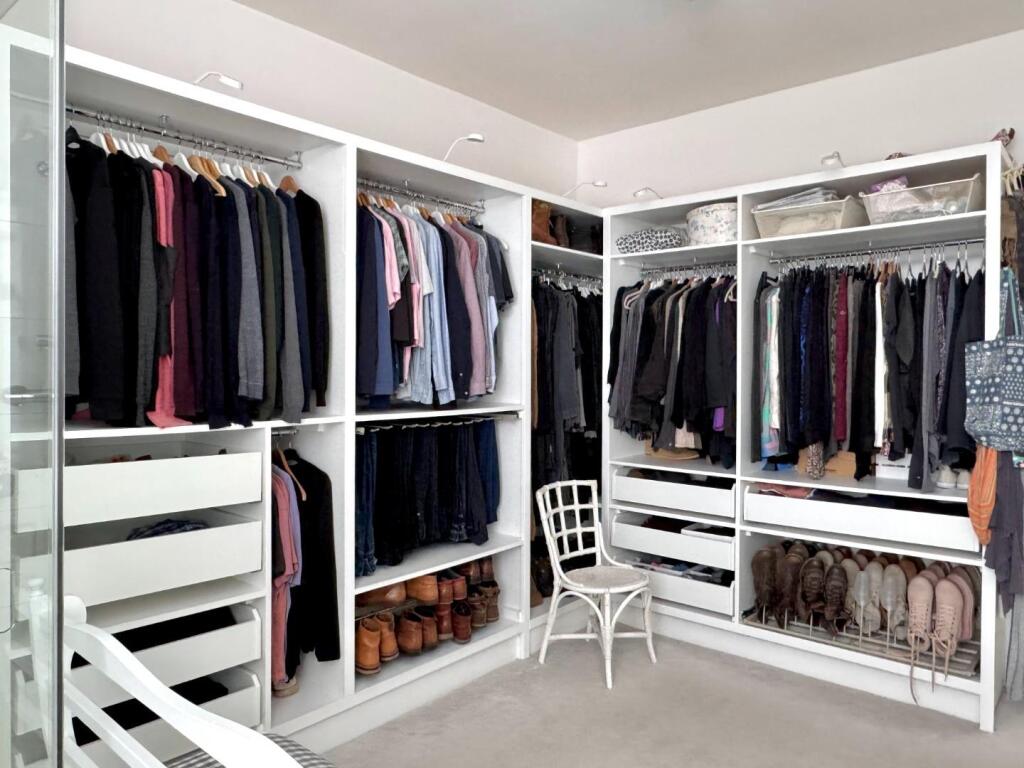 Dressing Room/Shower Room