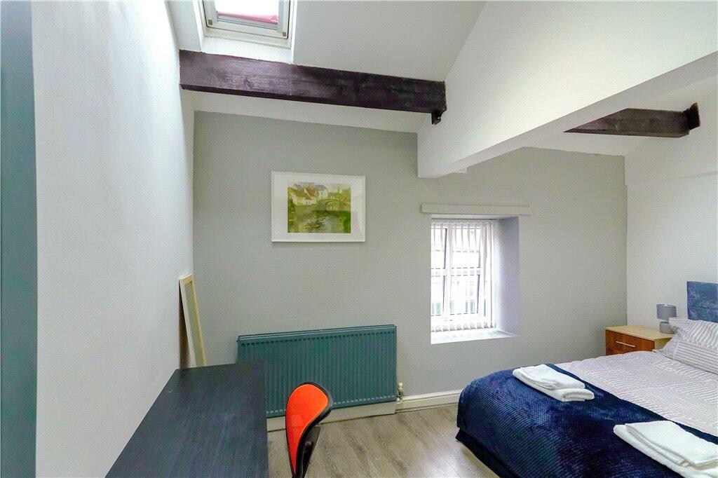 102a Bedroom