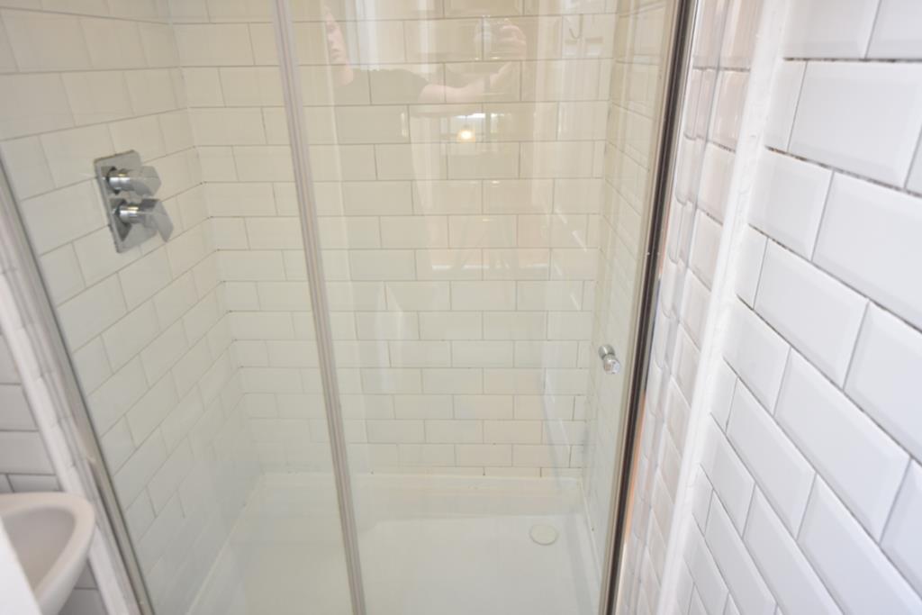 22 Lyndhurst Avenue photos09