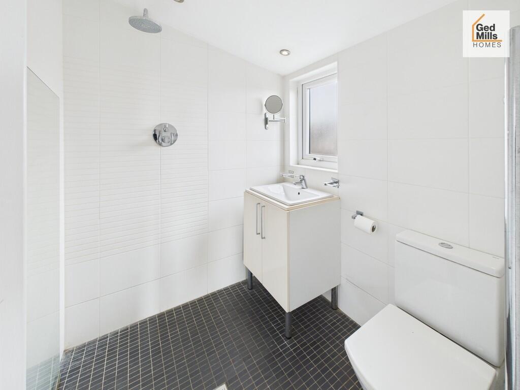 CAM04261G0-PR0076...