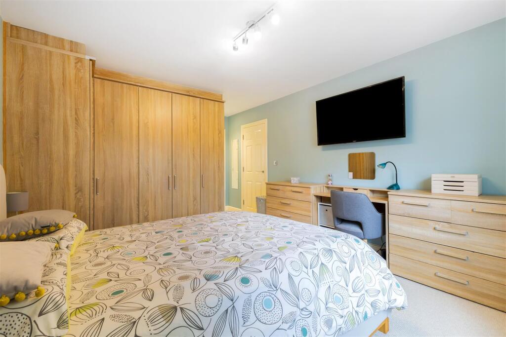 95690_8-Slade-Leas-Middleton-Cheney   (27).jpg