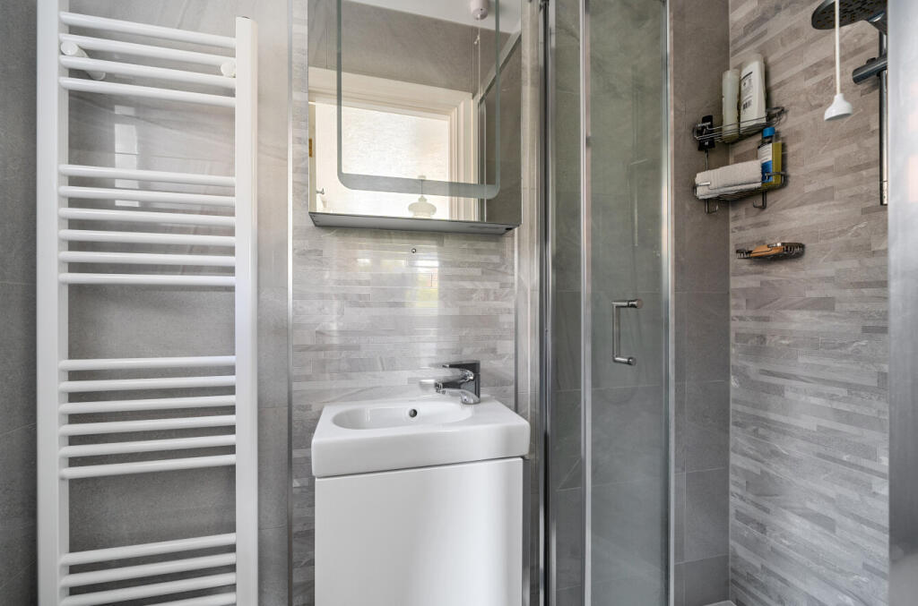 1371313-18-6909ed...