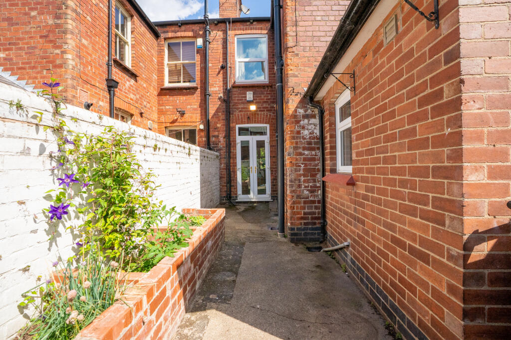 2hambletonterrace36