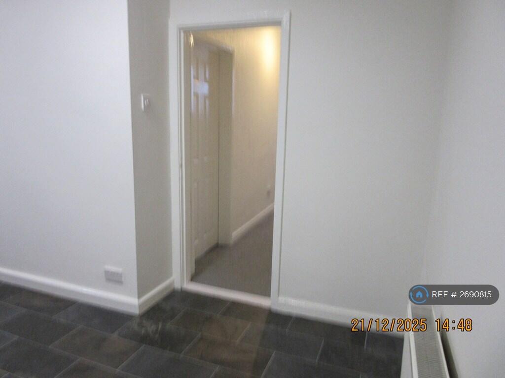 Kitchen To Hallway