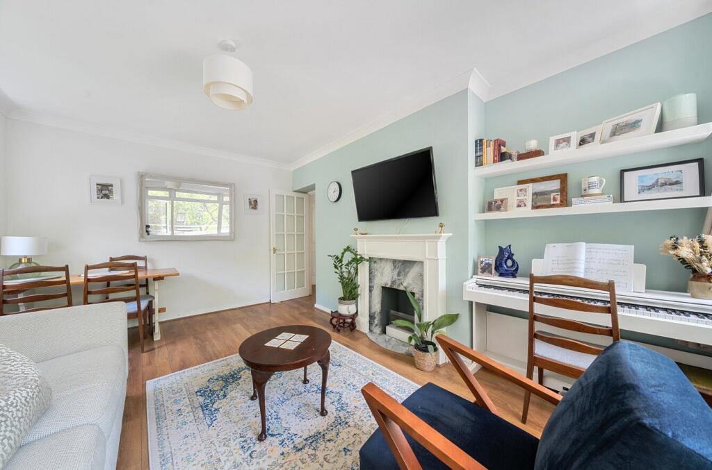 1289915-19-682493...