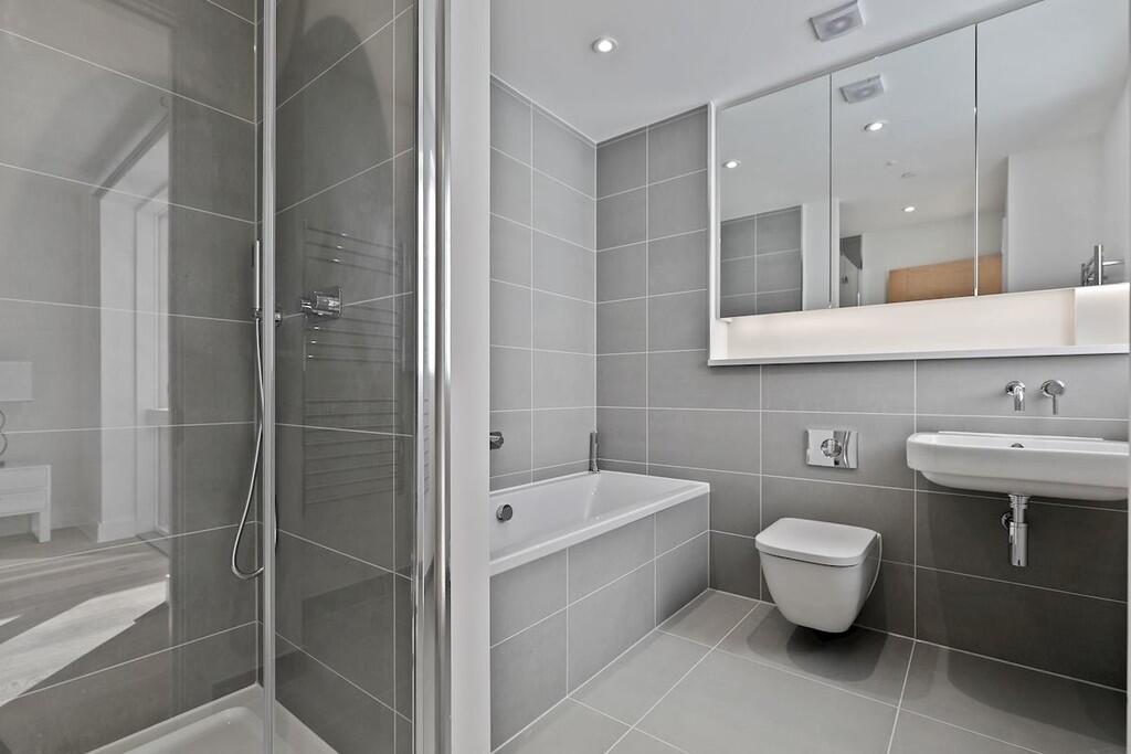 900e6cdf-3a0d-4f6...