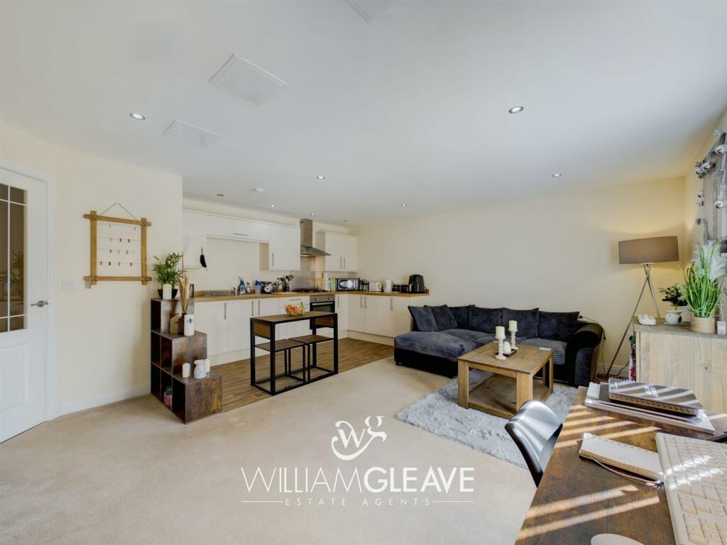 CAM01391G0-PR0071-ST