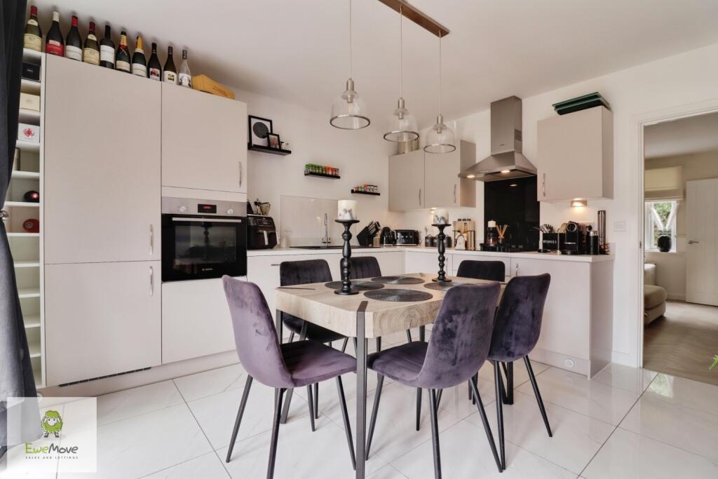 Kitchen - EweMove Cannock