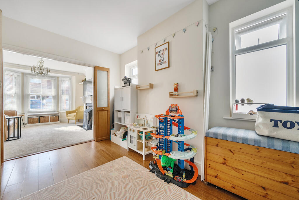 14-6820ee17b4acc-...