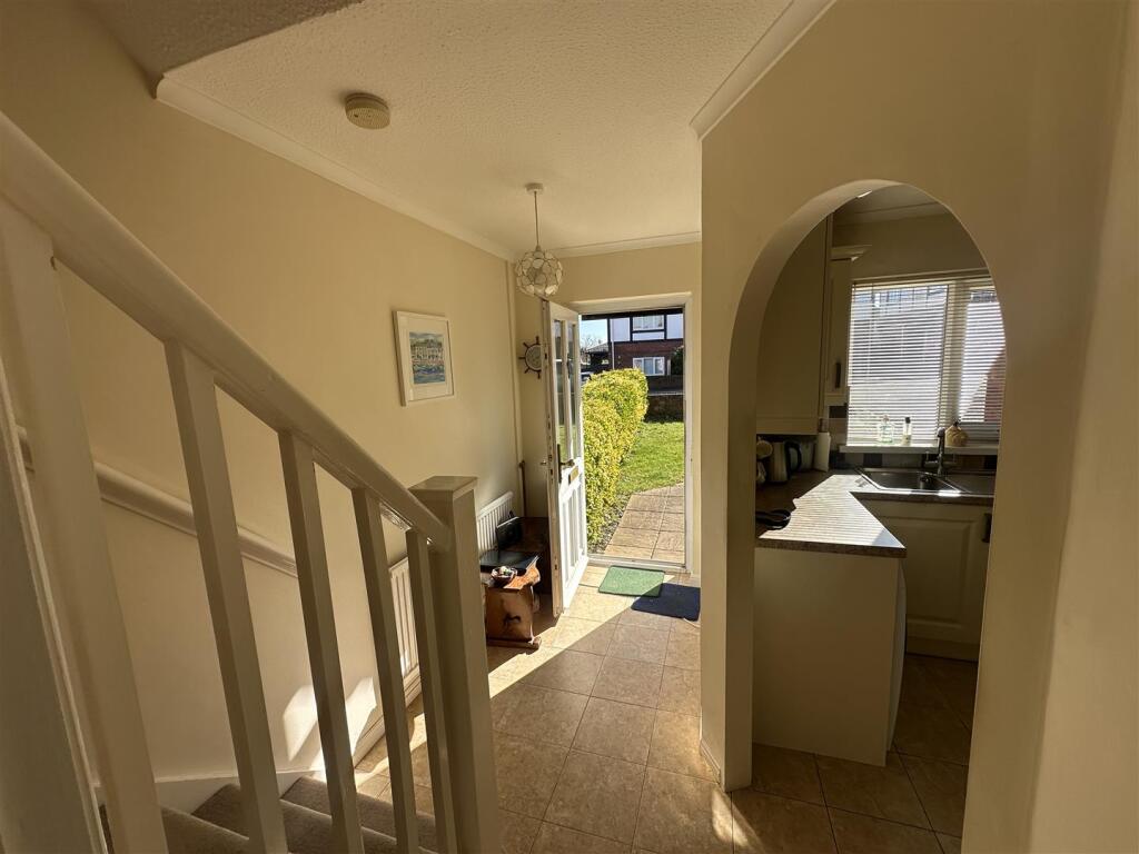 ENTRANCE HALL
