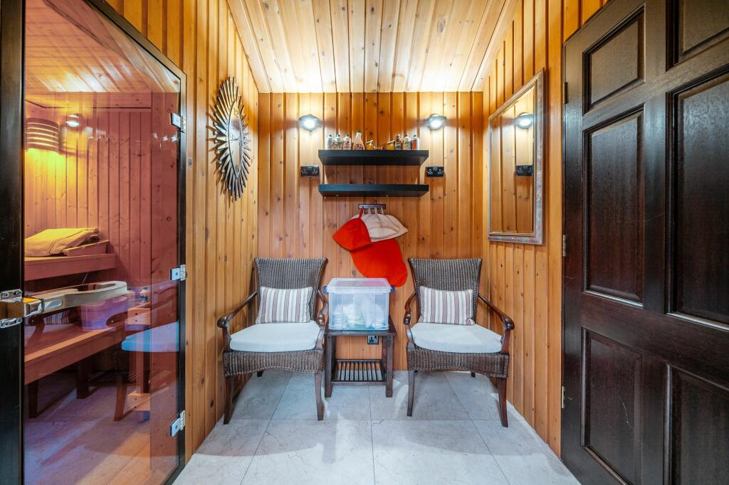 SAUNA