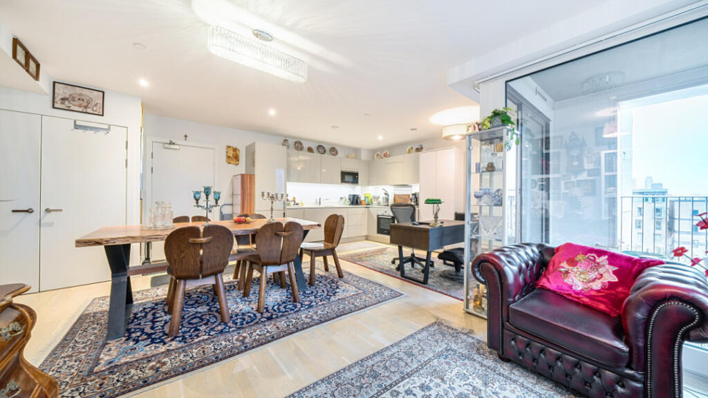 Heygate Street, Elephant & Castle, SE17 1FX