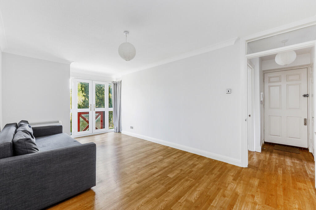 8 Bramber Court-5