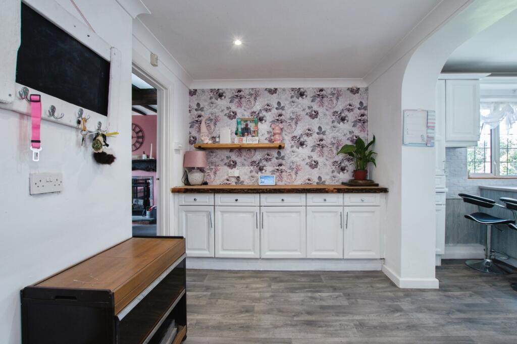 Breakfast Room