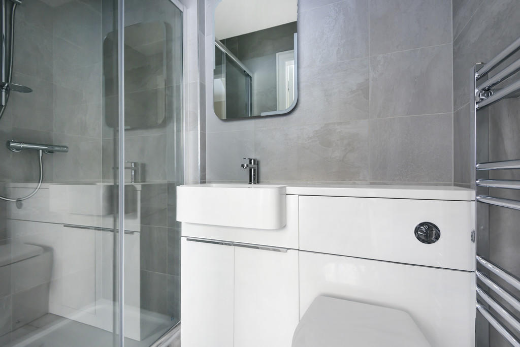 En Suite Shower R...