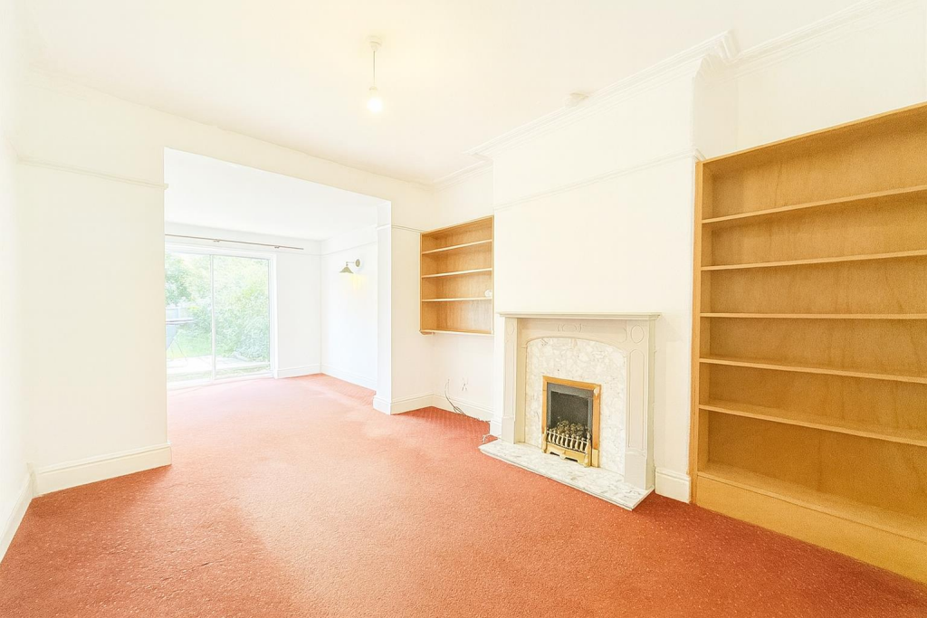 ChatGPT Image Aug 28, 2025, 10_48_12 AM.png